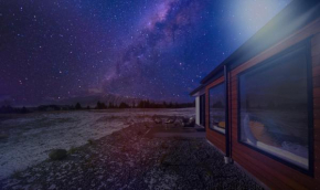 Crescent Moon, Lake Tekapo